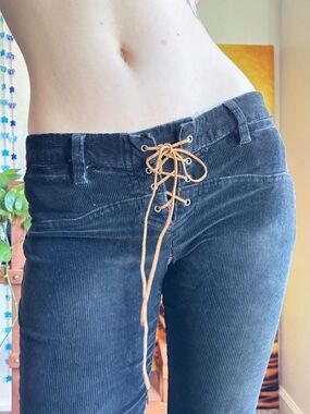 Lace-Up Corduroy Women’s Jeans in Black